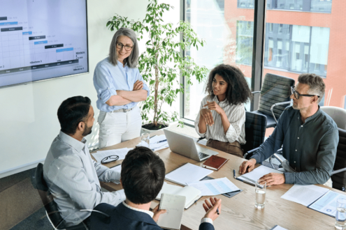 Ein Projektteam begleitet die ERP-Einführung.