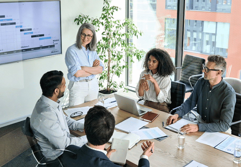 Ein Projektteam begleitet die ERP-Einführung.